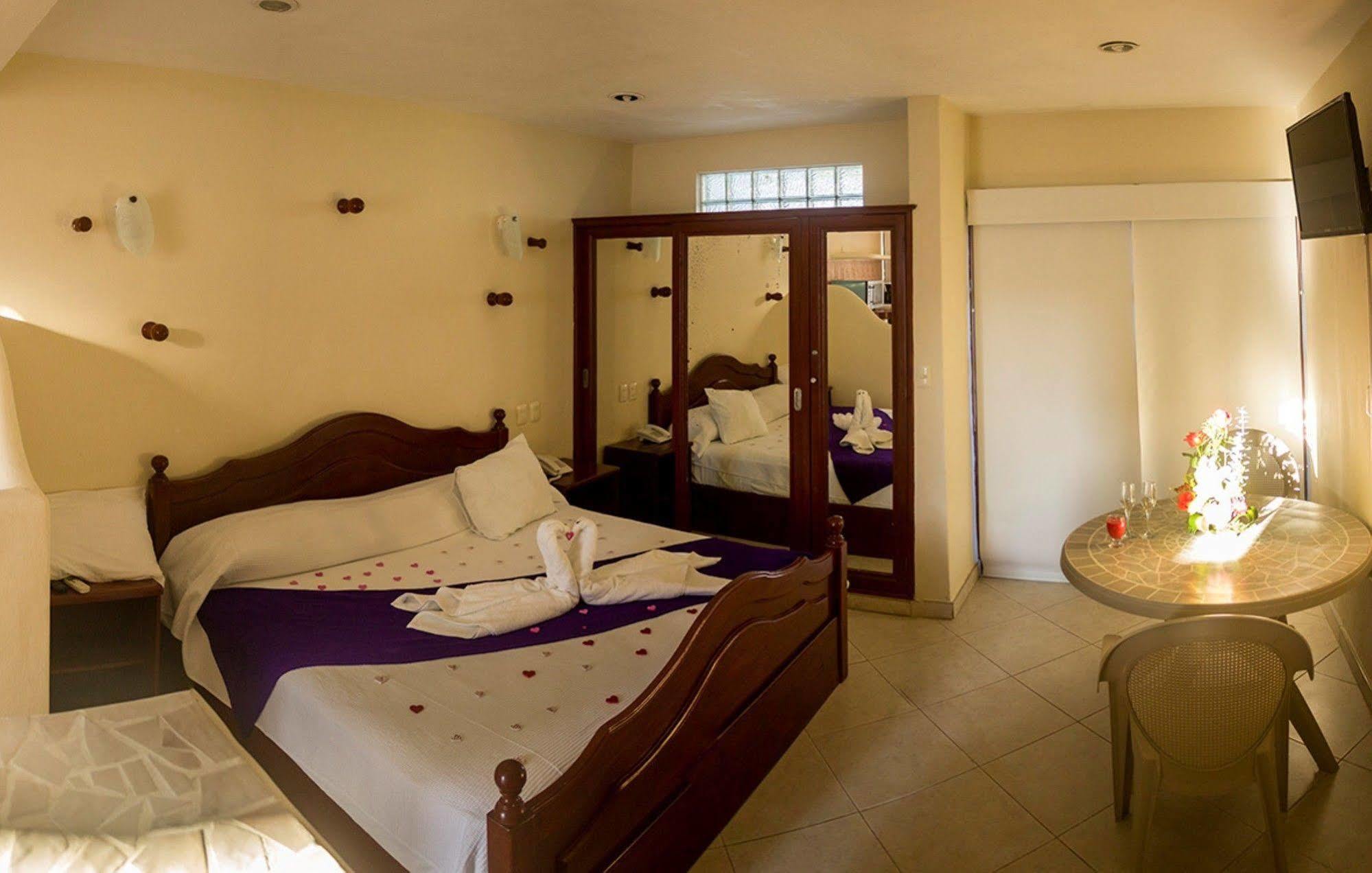 Villas Coco Resort - All Suites (Adults Only) Isla Mujeres Exteriér fotografie